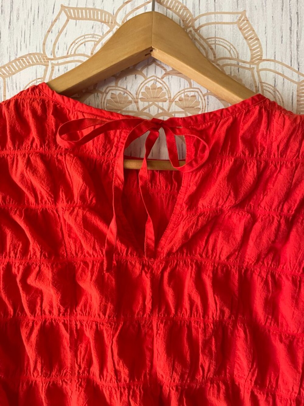 Future Collective Crop Blouse - Picture 2 of 3
